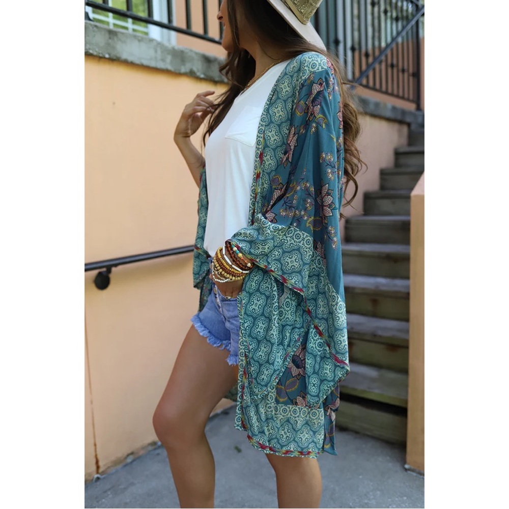 BOHEMIAN ALLURE FLORAL WIDE SLEEVE TEAL KIMONO